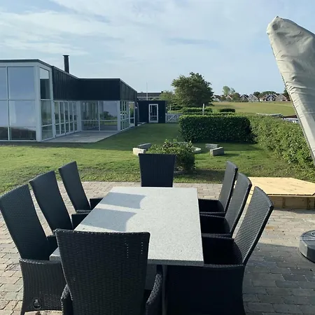 Ferienhaus Amia - 20m From The Sea By Interhome *